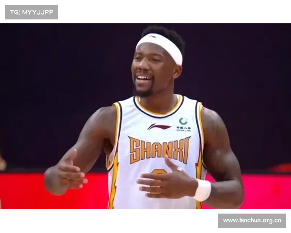1米53的山西大妈,在NBA“效力”超30年,出场费5分钟5000美元 1米53的山西大妈,在NBA“效力”超30年,出场费5分钟5000美元
